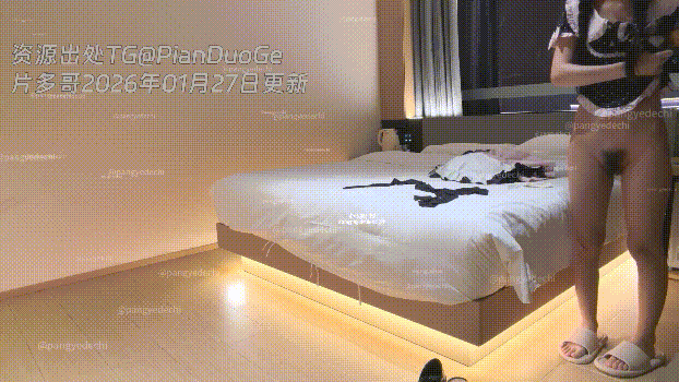 專操學生嫩妹達人『胖爺的奇妙之旅』千元門檻，1月21日新作，小蛋糕蘿莉嫩妹 被大胃袋沖擊 1011.5MB 预览图 1