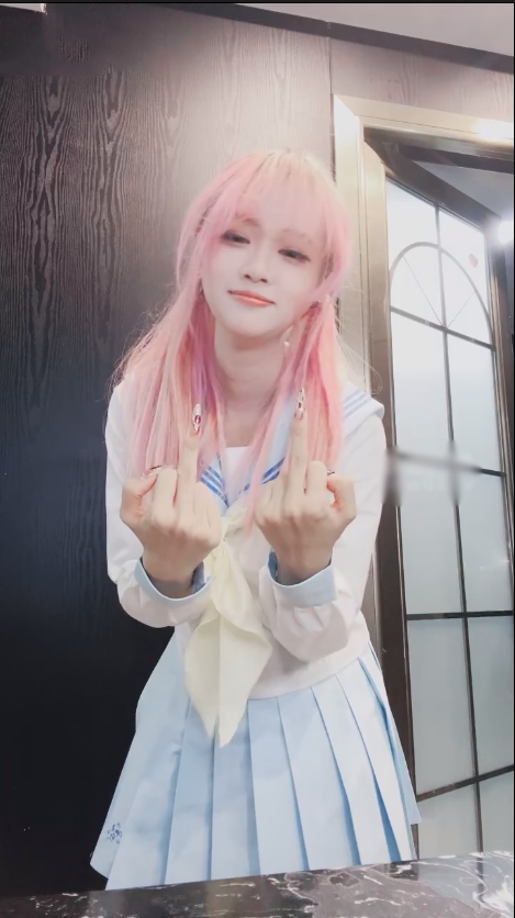 玩物直播玉子sama-251130 jk玉子的嘲笑【1V】【383MB百度云】 预览图 2