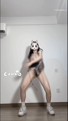 推特西西团队 蚊子 2月VIP年前新上专业动感4K裸舞 顶逼摇-4【10V】【1.22G】 预览图 8