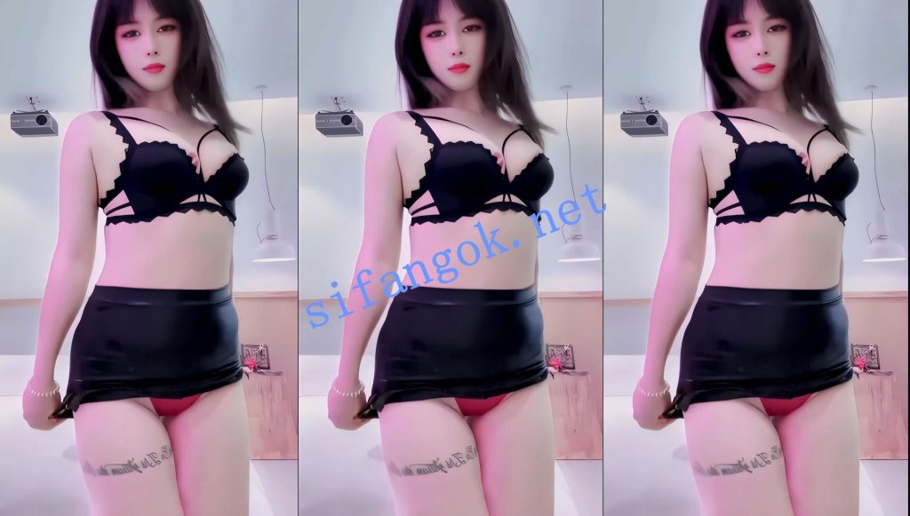 【快手】猫儿 40万粉丝主播 情趣骚内怼臀顶穴定制福利7V【7V】【0.99G】 预览图 26