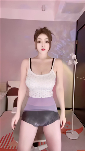 快手百万粉丝 饭饭 10月最新高能内衣福利骚舞自摸秀 露PP【11V】【1.71G】 预览图 4