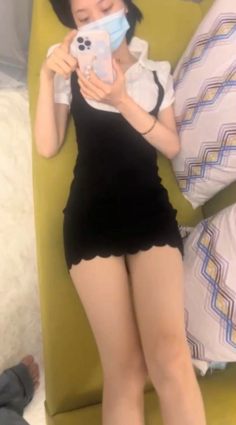 约啪模特身材的气质大学生兼职美女【1.89G】 预览图 1