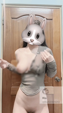 推特遮面系 RIO+以安（小乔）2026新年VIP裸舞 香软抖奶起飞【31V】【1.04G】 预览图 6