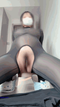 ㊙️首发㊙️稀缺㊙️推特极骚孕妇 牙牙 定制顶胯裸舞视图【36V28P】【5.91G】 预览图 1