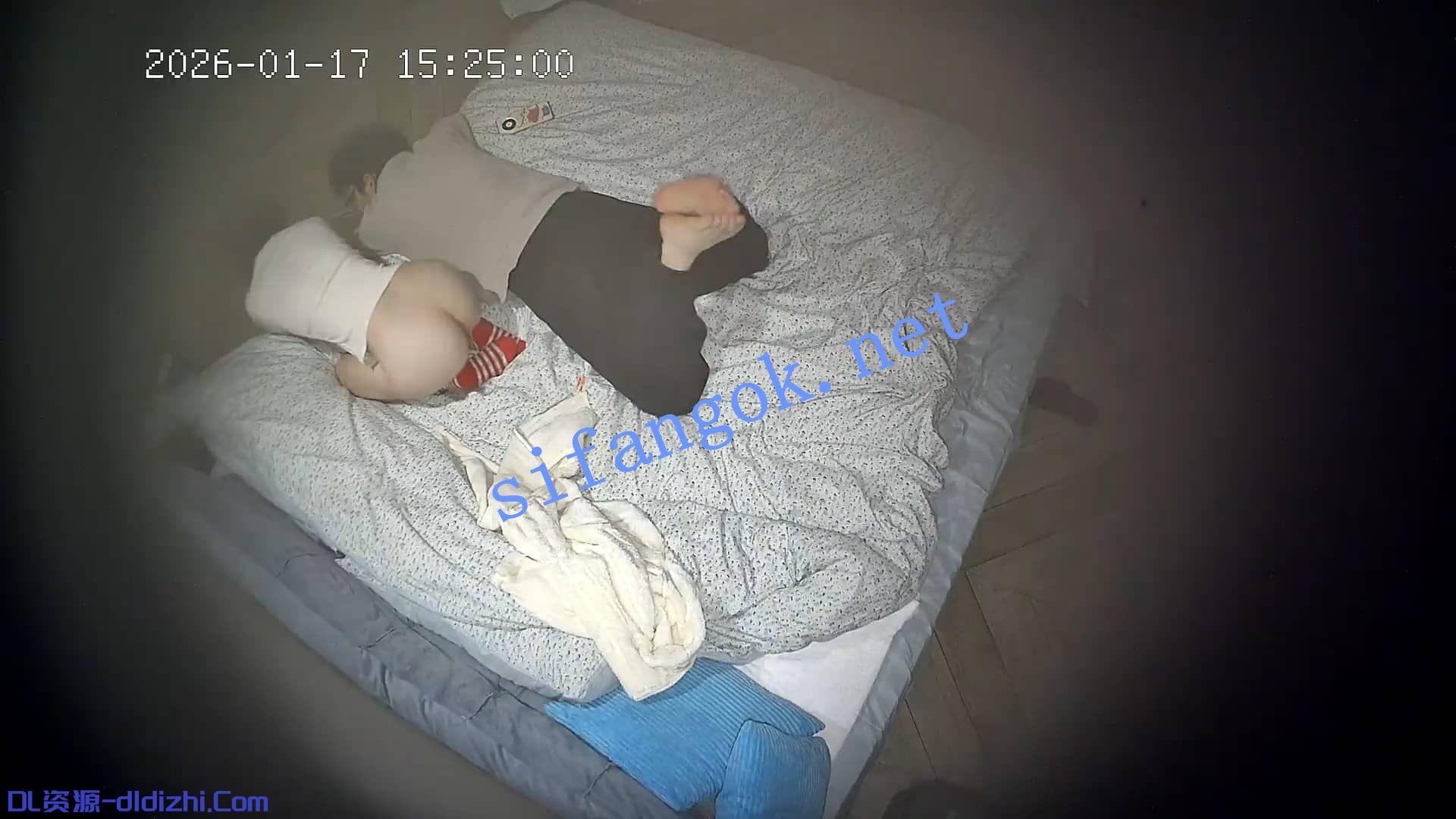 ❤️20260121❤️極品白月光學生妹吃不夠脫光纏着男友強制愛 10.3GB 预览图 6