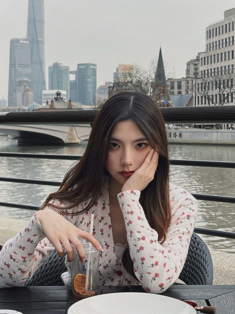 推特 fKabuto 自入门槛 10月8日SVIP作品,超多位高颜值反差美女做爱视频【157V】【4.83G】 预览图 8