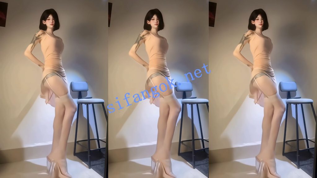 【抖音】小哭包不哭 200万粉丝青春小美女福利骚舞【14V】【629M】 预览图 5