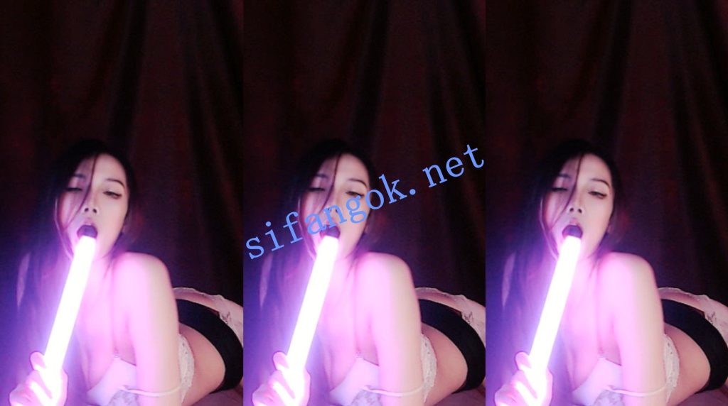 CC 可可露丽 塞着跳弹裸舞定制！首发【1V】【655M】 预览图 5