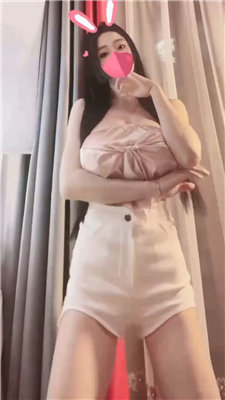 抖音115W粉 咩咩 2026巨乳福利私拍 大奶诱惑 骚舞合集【74V】【1.45G】 预览图 8