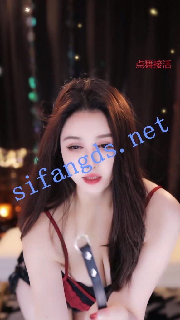 ⭐【时光直播 畅聊】S37 深沟半球 擦边大尺度性感骚舞【82V】【7.07G】 预览图 38