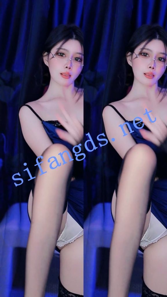 ⭐【星球直播】金秘书 擦边露内性感诱惑骚舞【15V】【1.56G】 预览图 17