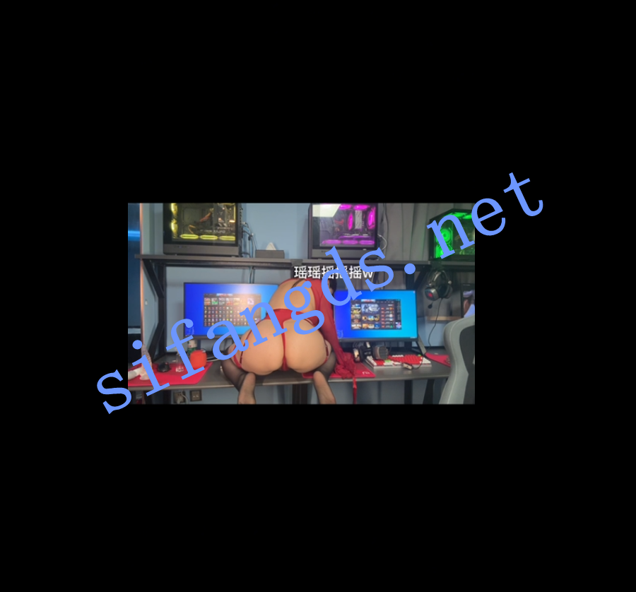 【微博巨乳】小王同学 秘语空间付费大尺度诱惑福利5【2V】【420M】 预览图 21