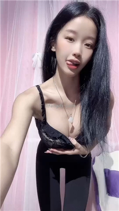 快手骚骚主播 敏媚儿 骆驼趾顶B 电臀动感骚舞 自摸奶穴秀【21V】【914M】 预览图 1