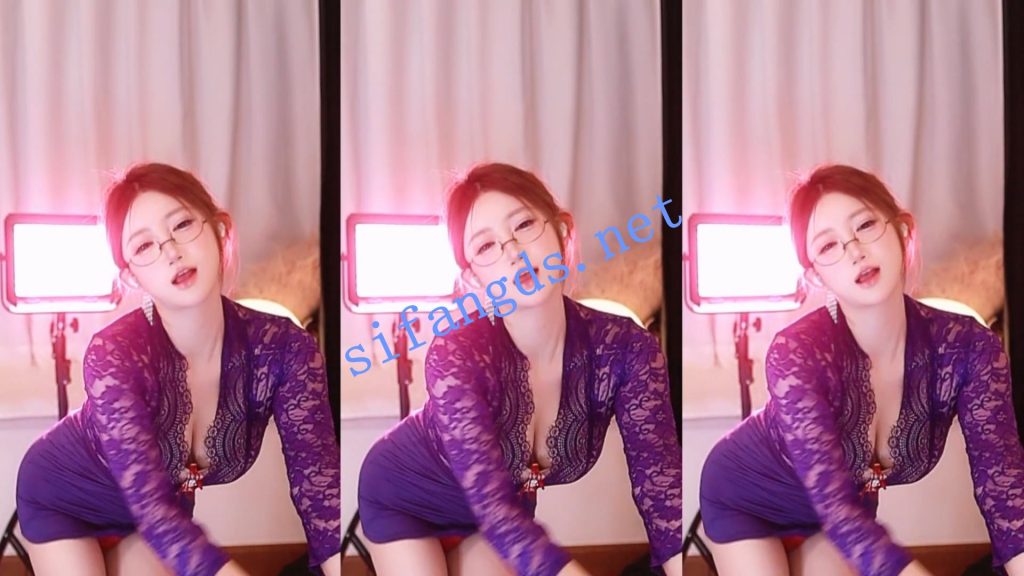 ⭐ 【星球直播】S19 深沟半球大奶 整活擦边大尺度骚舞【82V】【7.16G】 预览图 32