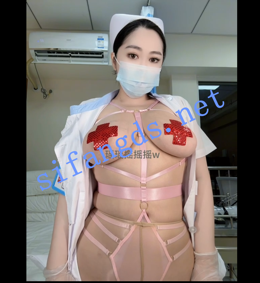 【微博巨乳】小王同学 秘语空间付费大尺度诱惑福利5【2V】【420M】 预览图 26