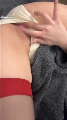 推特福利姬 06少萝（抖音同名）抖音风裸舞自摸粉嫩小穴【66P99V】【262M】 预览图 16