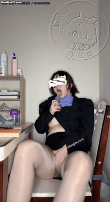 【推特 桔梗】定制长视频 剧情骚话 骚老师 紫薇高潮乱颤【2V】【1.62G】 预览图 5