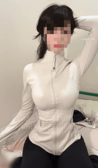 【精品】推特漫画身材困困狗，被健身男友强势后入好痛啊【38V15P】【3.43G】 预览图 9