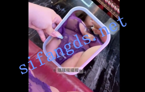 【微博巨乳】小王同学 秘语空间付费大尺度诱惑福利【2V】【549M】 预览图 40