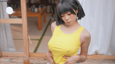 【B站 Yiko湿润兔 咬一口兔娘】8月作品 脱裤 特性镜头 两瓣【324P6V】【7.44G】 预览图 10