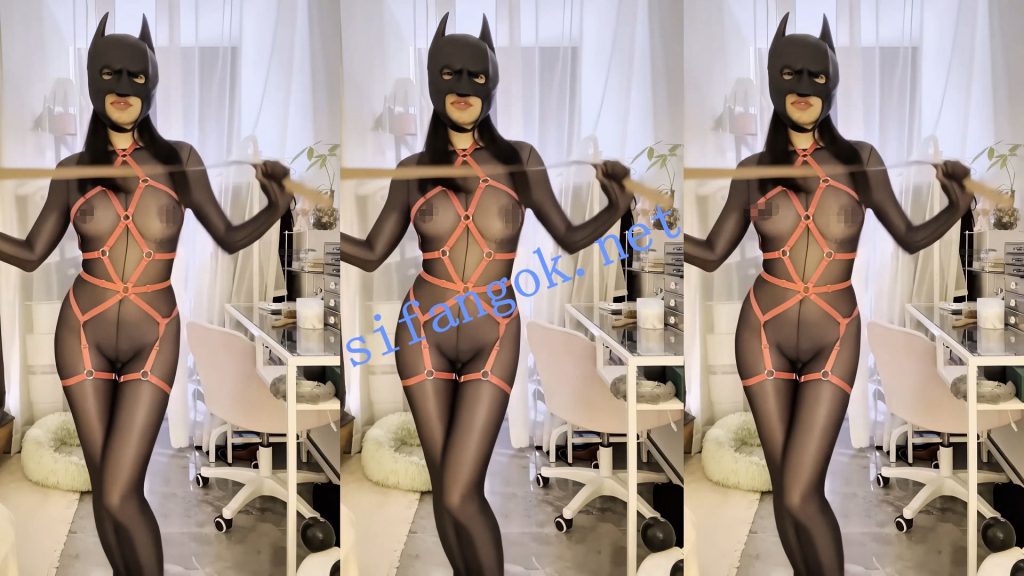 【抖音】小小桃儿 网红主播裸舞SM扮演 深度自慰【6V】【862M】 预览图 18