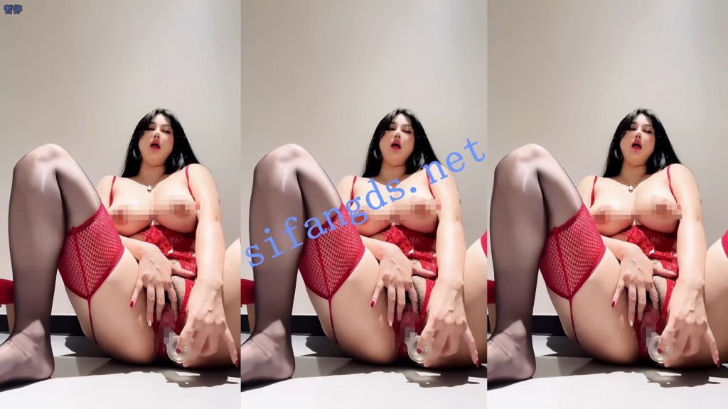 【花椒】小熊唯一（小鹿乱撞），2025最新自慰合集【4V】【1.27G】 预览图 13