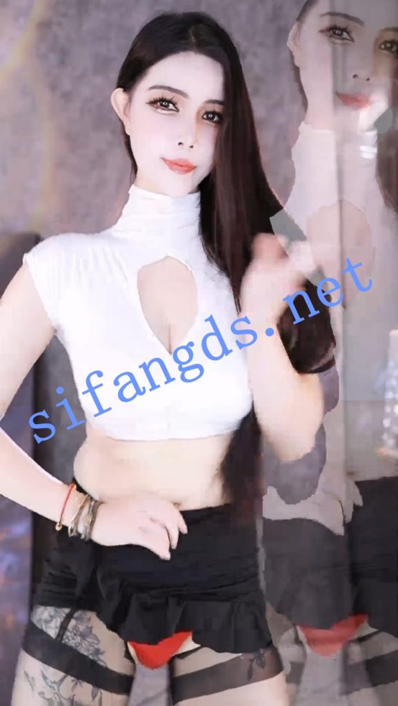 ⭐【时光直播 畅聊】S36 擦边大尺度露内性感骚舞【82V】【6.18G】 预览图 6