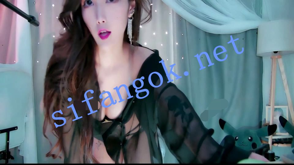 虎牙 魚 沈梦溪 江冉冉 半透情趣内衣 目前最大尺度骚舞【1V】【81.1M】 预览图 4