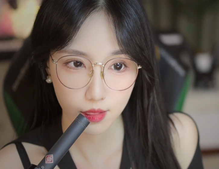 贝拉 jiojio+小孔+双人+芦荟胶1V742M百度盘 预览图 1