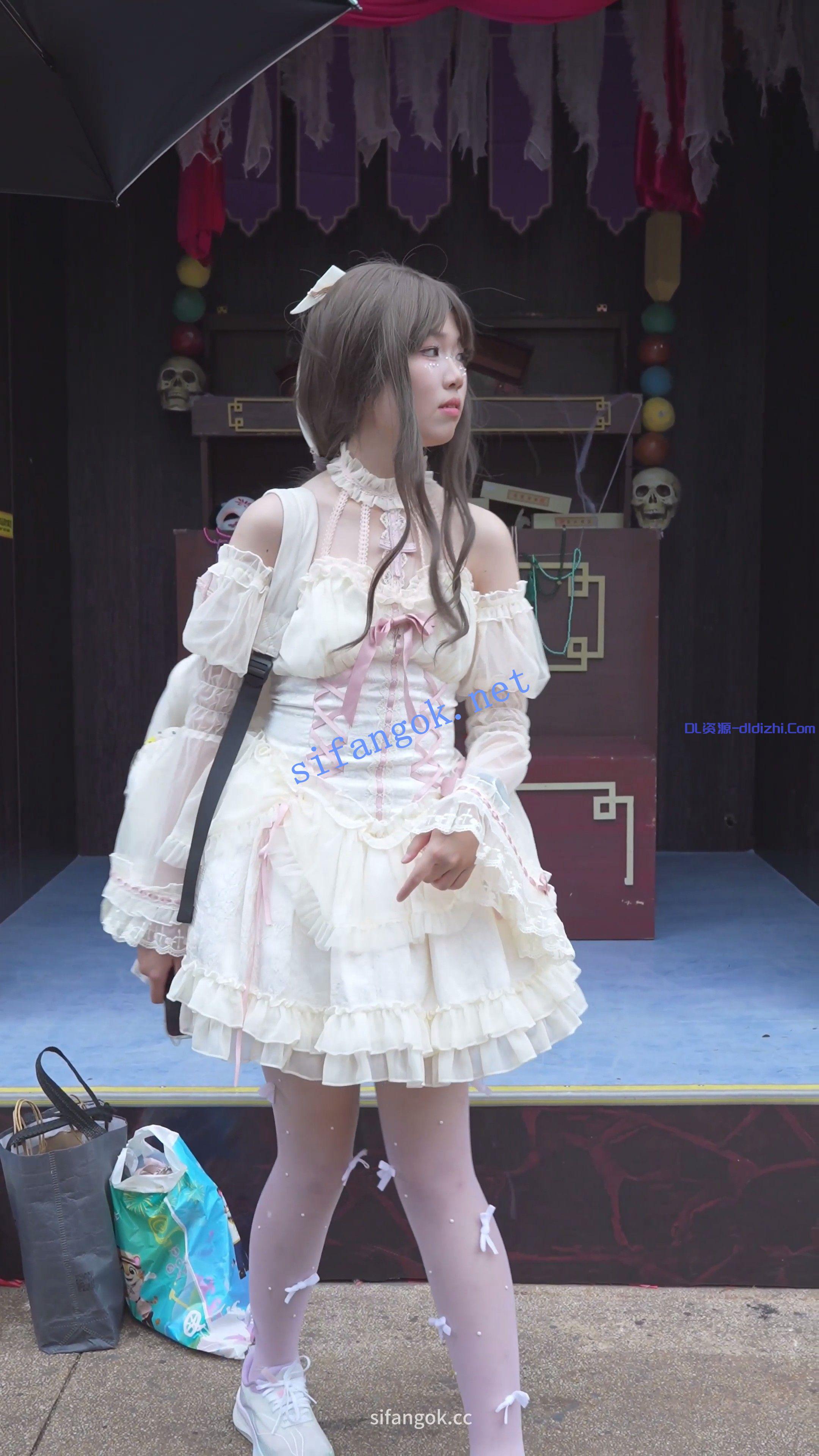 (BC-AA-640)蕾絲公主裙小姐姐..蝴蝶結透明絲襪多次彎腰CD花内 275.9MB 预览图 1