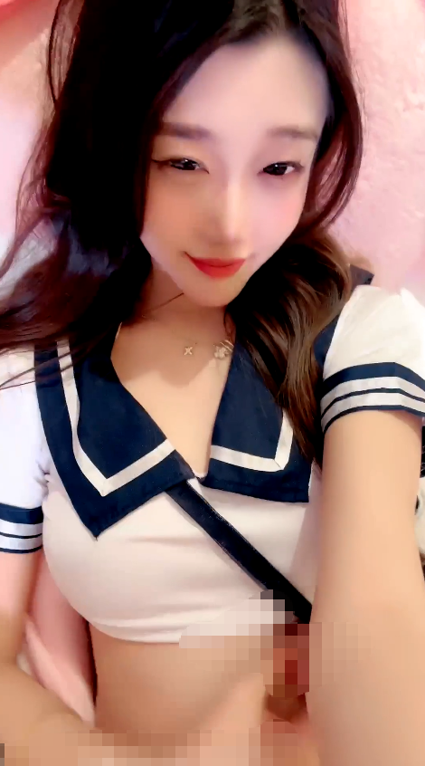 【董小姐】高端女神 掰穴自慰 预览图 1