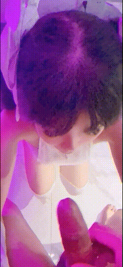 ⚫️极品嫩妹舞啪福利姬【贝璃珞】最新露脸作品，旗袍的舞蹈诱惑，忍不住就射出来吧【2V】【1220M】 预览图 7