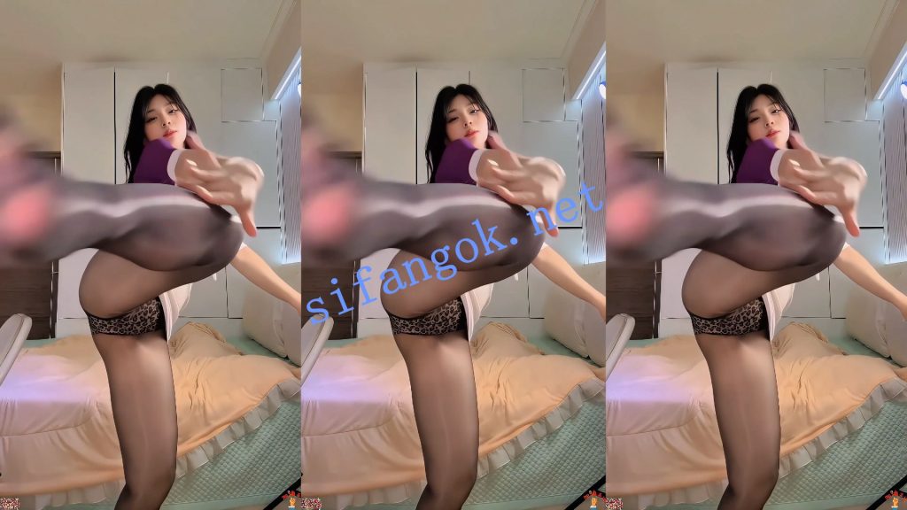 【快手】小辣椒 27万粉网红主播 漏内骚舞定制 【12V】【1.11G】 预览图 10