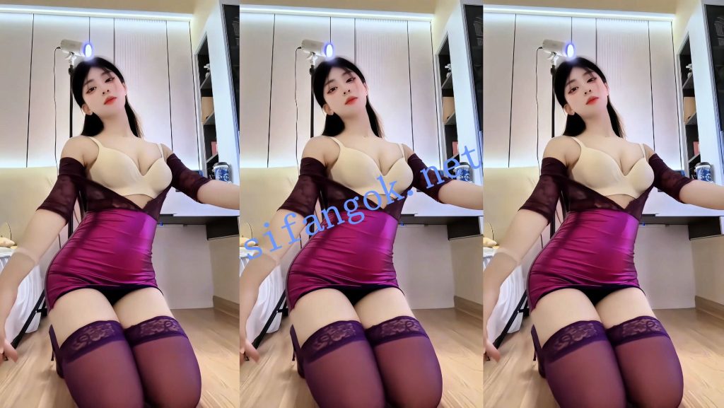 【快手】小辣椒 27万粉网红主播 漏内骚舞定制 【12V】【1.11G】 预览图 2