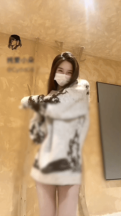 推特嫩妹大学生 纯欲(纯爱)小朵 2月VIP裸舞福利 反差抖音风【38V】【966M】 预览图 19