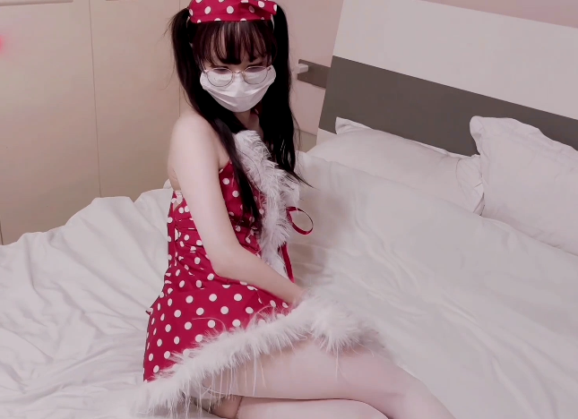 小熊奈奈 圣诞 Cosplay【1.06G】 预览图 1