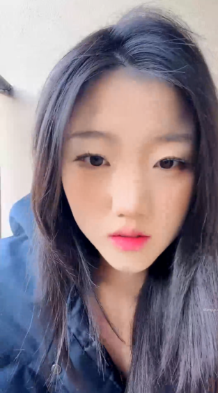 【零五小野猫】黑丝美腿跳蛋自慰 预览图 1