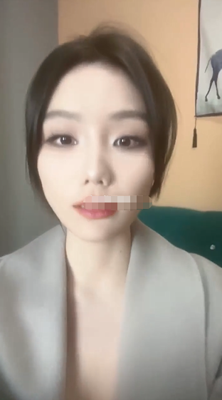 两个极品美女带回家中，尽情调教互插互亲-福利岛