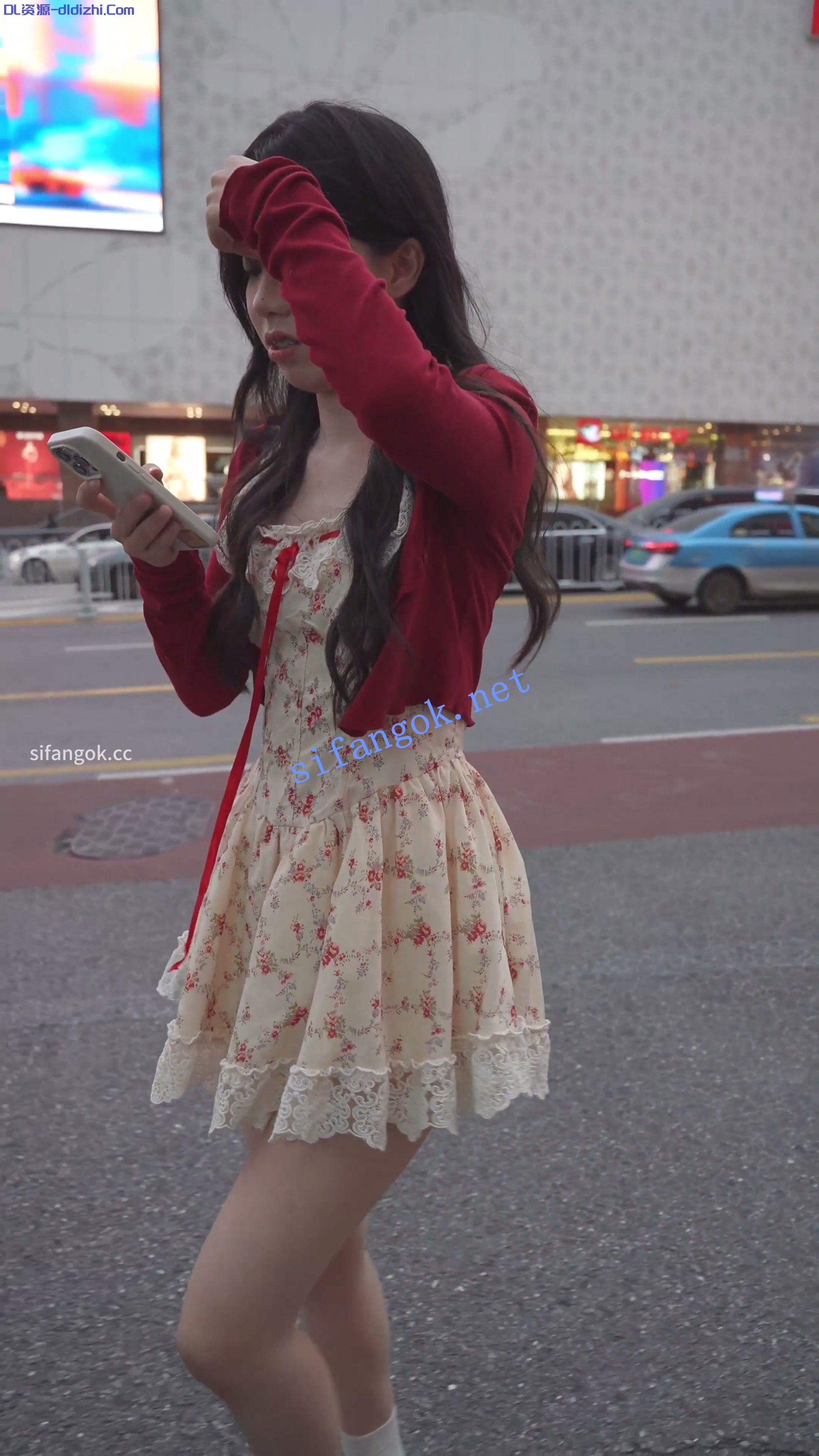 (BC-AA-648)超短蕾絲花裙小姐姐..裙擺被吹起露内褲..正面黑… 870.4MB 预览图 1