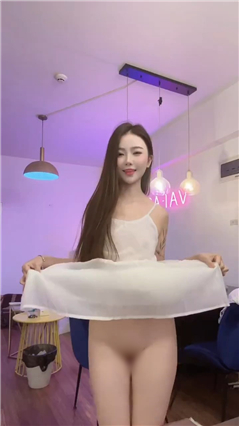 推特极品模特【Lucky girs】抖音风裸舞 自慰啪啪 超美秀翻了【147V】【697M】 预览图 44