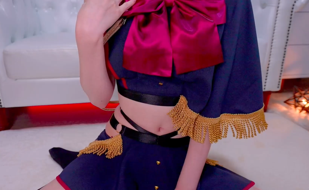 鬼花 25.10.10【ASMR実写耳舐め】冒頭無料♥クール彼女が軍服 【1V2.92G】-福利岛