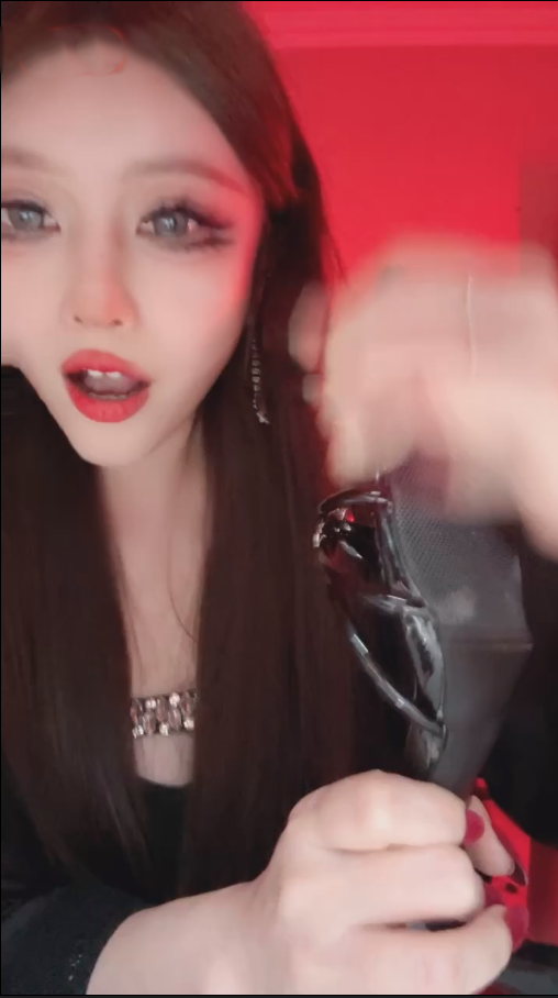 玩物直播梦二-251201 红绿灯盯射cnm&nmsl【1V】【448MB百度云】 预览图 2