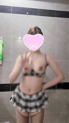 推特福利姬 安芯亿 小巴 兔兔 动感反差抖音风裸舞自慰合集【43V105P】【214M】 预览图 13