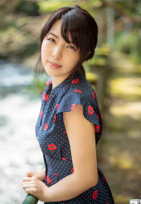 岛国翘臀爆乳 永岡怜子「花一華－karen－」 大尺度漏点写真套图【65P817M】 预览图 3