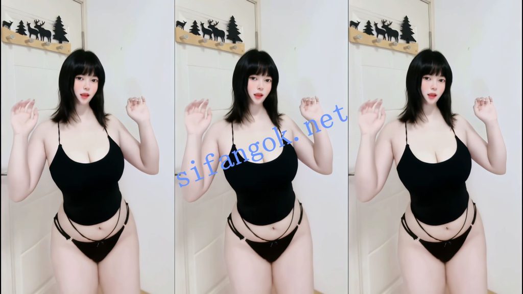 【抖音】拉面熊 童颜巨乳 大眼小萌妹 福利定制短视频11V【11V】【368M】 预览图 15