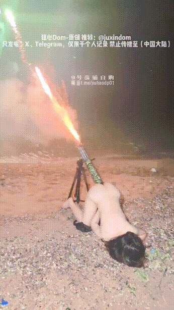 SM調教大神『狙心Dom』新年第一次調教，騷婊尤物體驗窒息的快樂，菊花放煙花給大家拜年(4V) 417.3MB 预览图 1