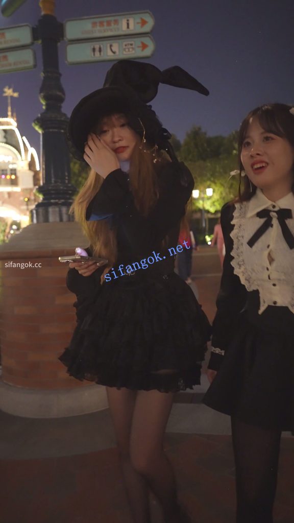 (BC-AA-657)抄底黑丝套装小姐姐逛街..透明蕾丝白内强反差【1V】【662M】 预览图 3