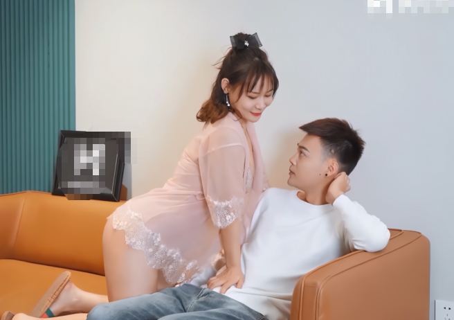 老婆与她的闺蜜袁子仪 预览图 1