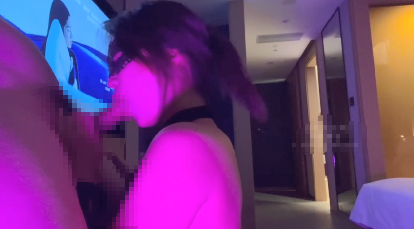 山东S属性189体育生，专操女大学生「Lost」情人节之夜！平时温文尔雅，一到床上就狂暴无比，暴插深喉，无套后入內射黑丝骚母狗-福利岛