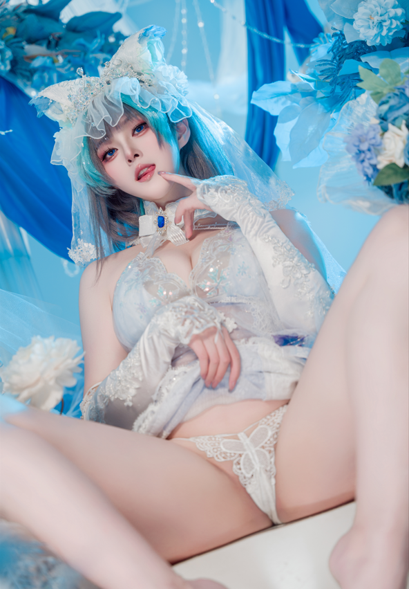 Natsuko夏夏子 – 碧蓝航线 柴郡婚纱 【70P624M】-福利岛